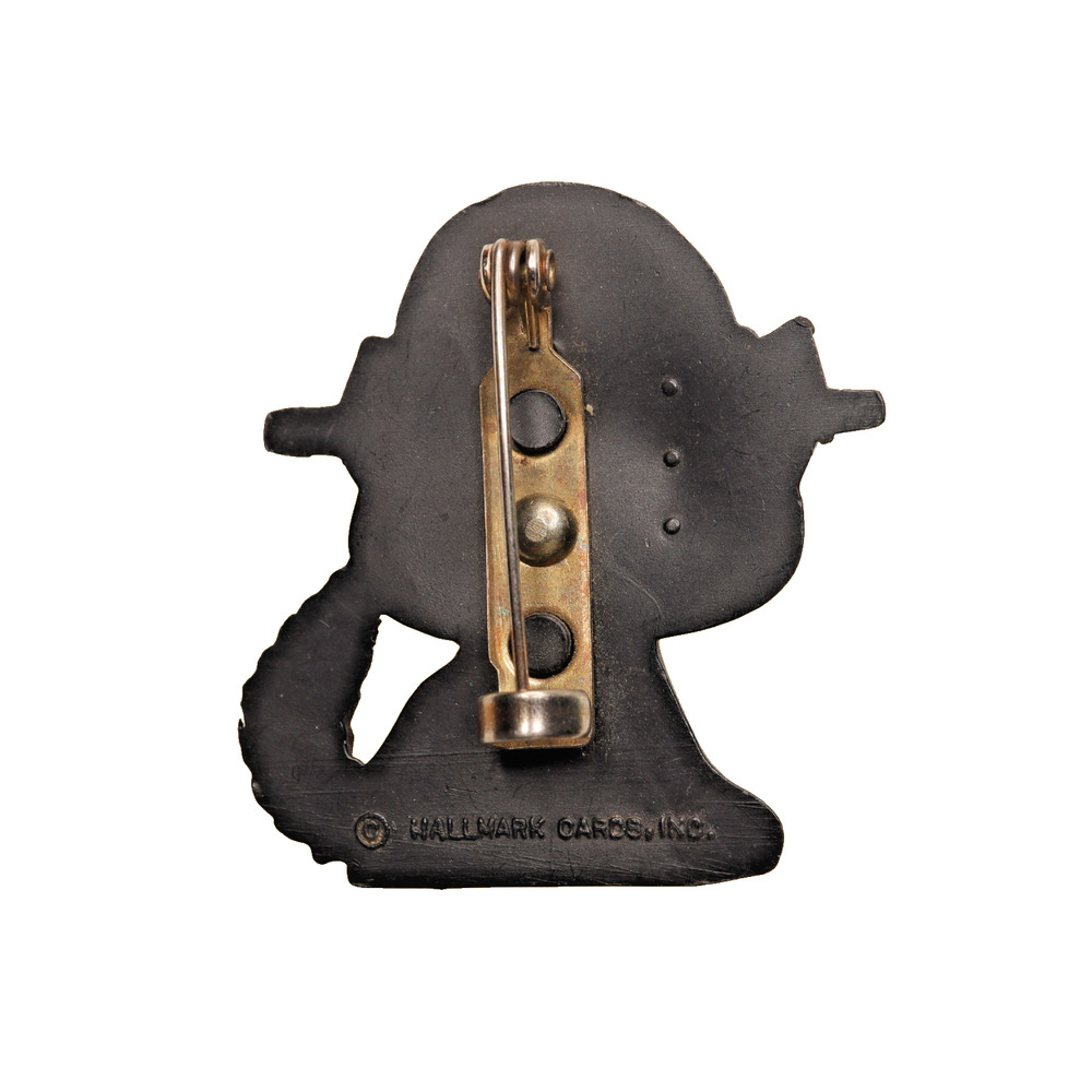 Hallmark Cards Halloween Black Cat Plastic Brooch Pin - 1.5 Inches Long - Picture 2 of 3
